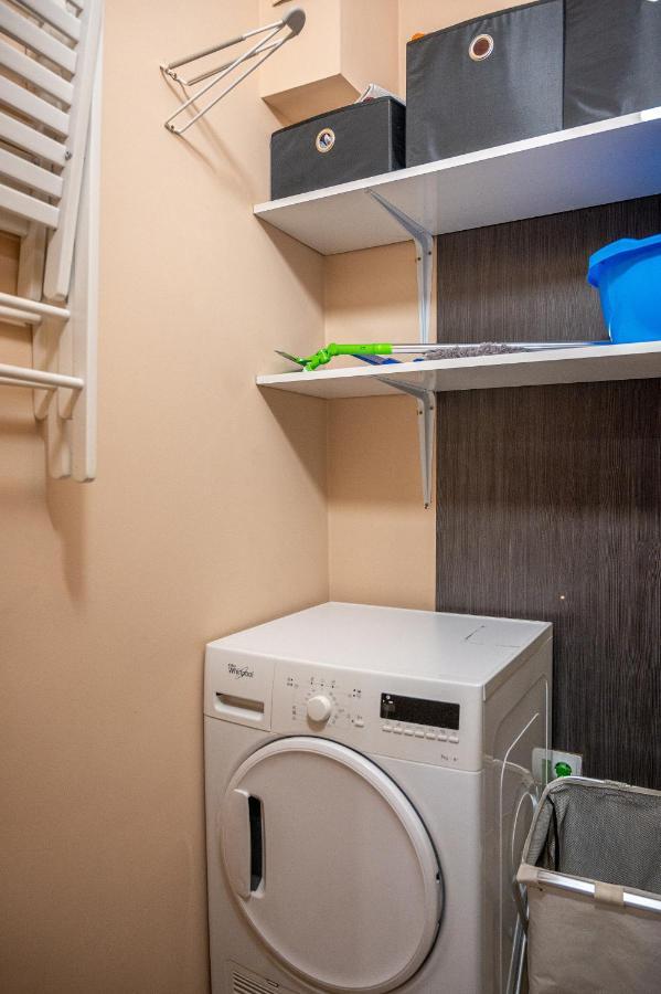 Elegant Spotless Apartment In Sofia Center Exterior photo